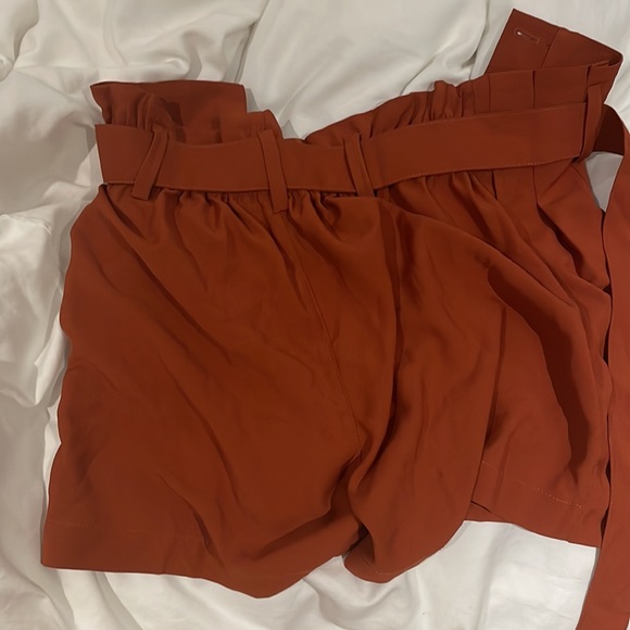 Madewell drapey paperbag shorts - Picture 7 of 8